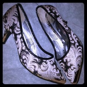 Wild Rose gold tip heels